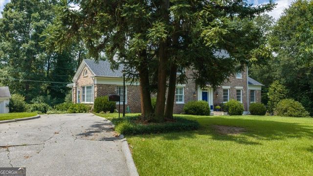 4860 Forsyth Road, Macon, GA 31210