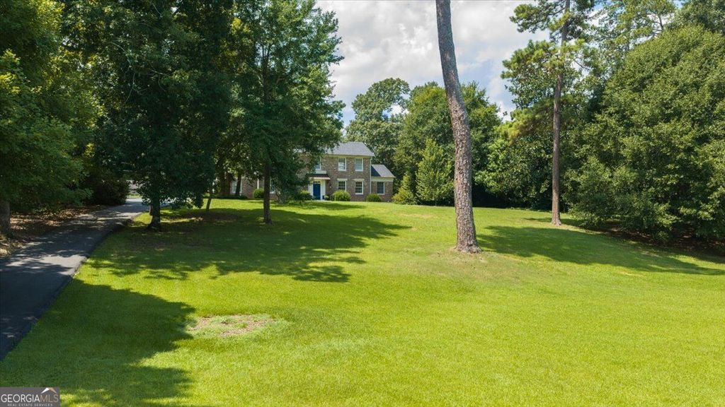 4860 Forsyth Road, Macon, GA 31210