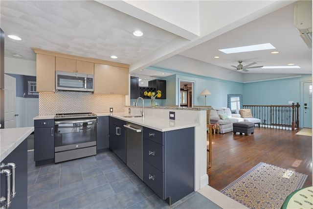 205 Waterman Avenue, North Providence, RI 02911