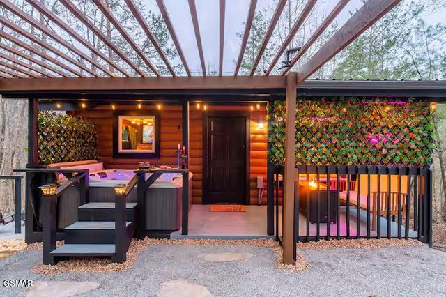 274 Arrowhead Mountain Way, Sevierville, TN 37876