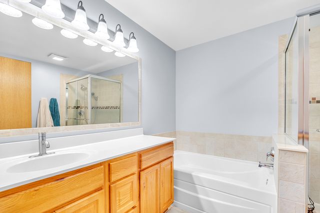 9712 Bennington Drive, Huntley, IL 60142