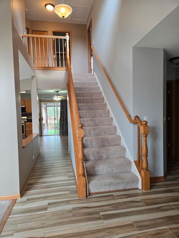 9712 Bennington Drive, Huntley, IL 60142