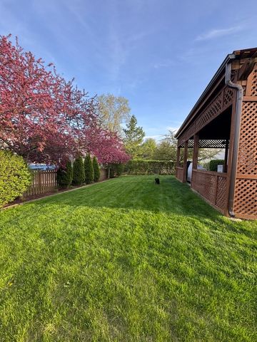 9712 Bennington Drive, Huntley, IL 60142