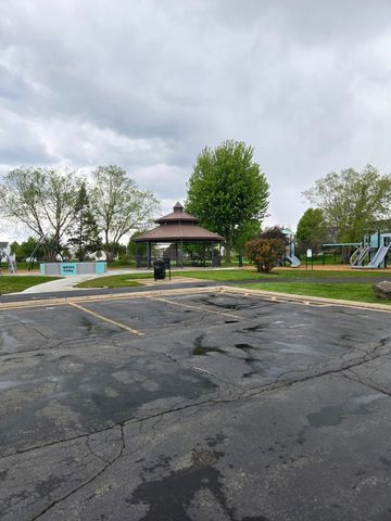 9712 Bennington Drive, Huntley, IL 60142