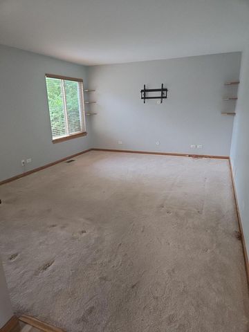 9712 Bennington Drive, Huntley, IL 60142