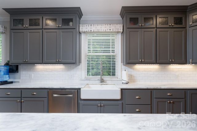 1820 Southpoint Lane, New London, NC 28127