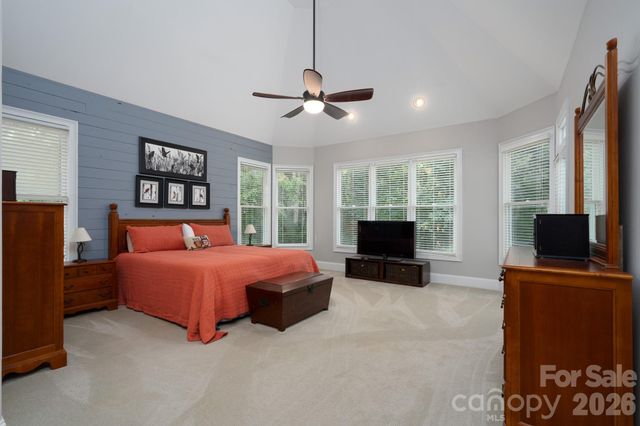 1820 Southpoint Lane, New London, NC 28127
