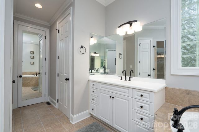 1820 Southpoint Lane, New London, NC 28127