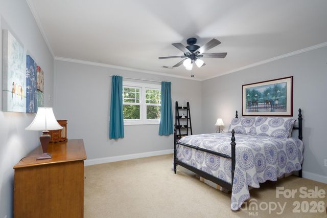1820 Southpoint Lane, New London, NC 28127