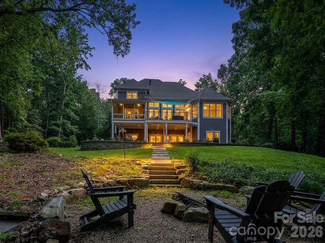 1820 Southpoint Lane, New London, NC 28127