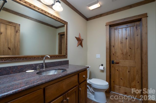 1820 Southpoint Lane, New London, NC 28127