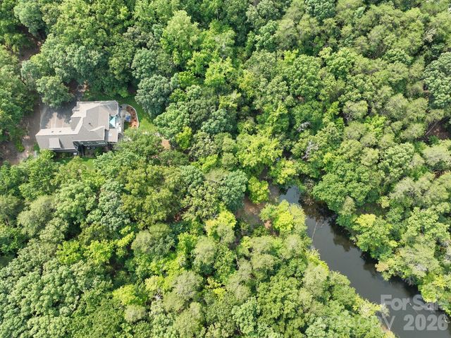1820 Southpoint Lane, New London, NC 28127