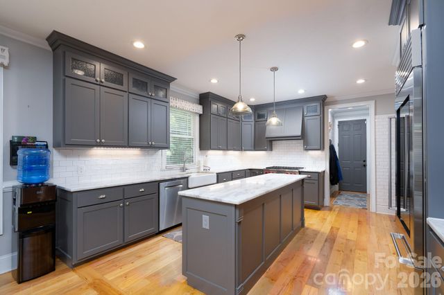 1820 Southpoint Lane, New London, NC 28127