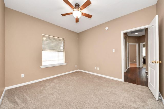 6204 Raintree Drive, Pearland, TX 77584