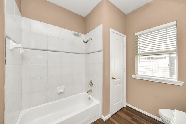 6204 Raintree Drive, Pearland, TX 77584