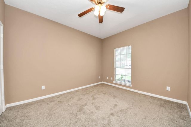 6204 Raintree Drive, Pearland, TX 77584