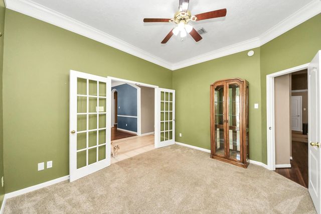 6204 Raintree Drive, Pearland, TX 77584