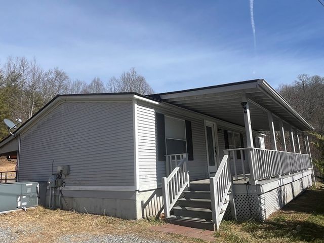 2072 State Hwy 66, Young Harris, GA 30582