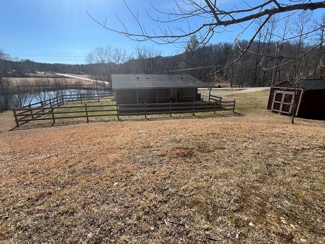 2072 State Hwy 66, Young Harris, GA 30582