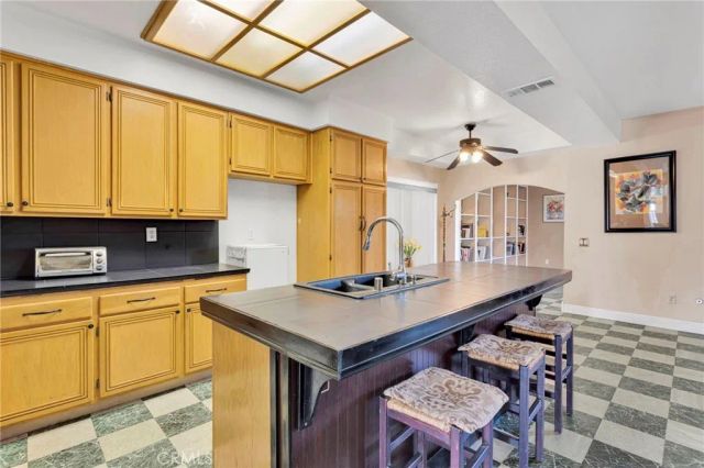 12529 Marchmont Court, Victorville, CA 92392