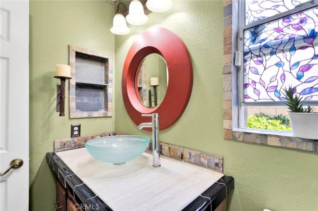 12529 Marchmont Court, Victorville, CA 92392
