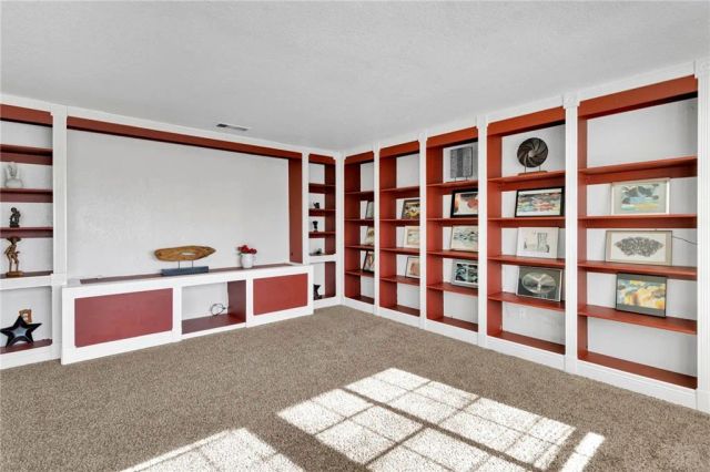 12529 Marchmont Court, Victorville, CA 92392
