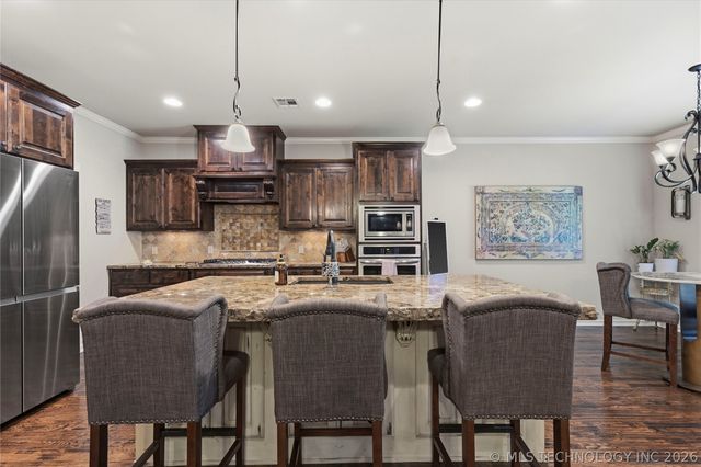 2813 W Edgewater Street, Broken Arrow, OK 74012