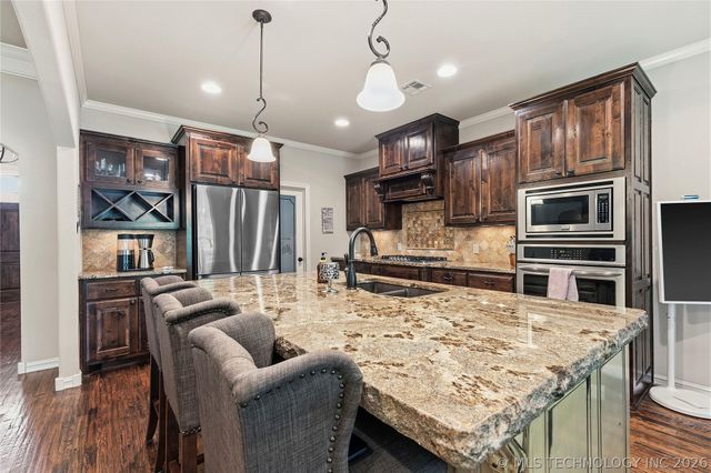 2813 W Edgewater Street, Broken Arrow, OK 74012