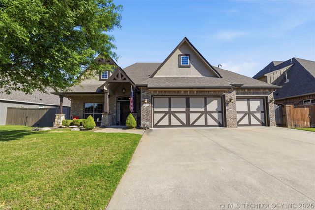 2813 W Edgewater Street, Broken Arrow, OK 74012