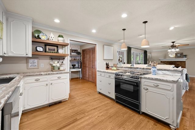 2701 Woodridge Drive, Anderson, SC 29621