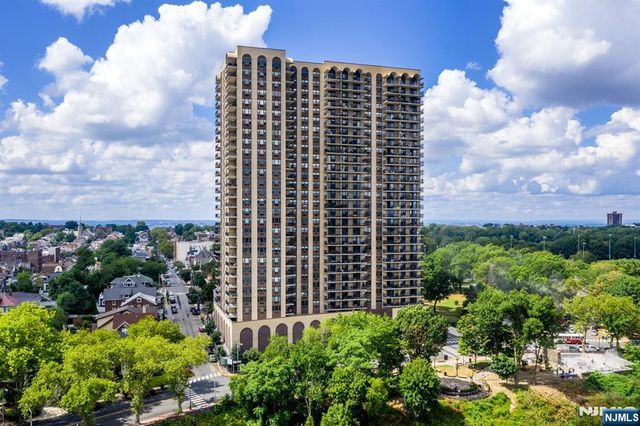 7855 Boulevard East 28L, North Bergen, NJ 07047