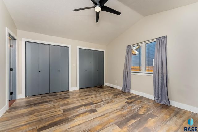 2200 E 63rd St Street, Sioux Falls, SD 57108