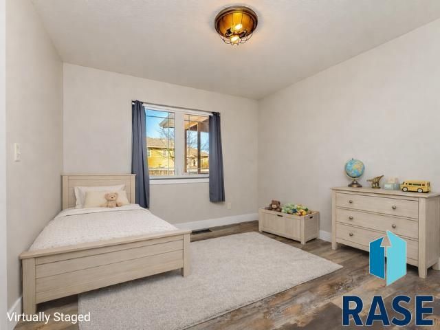 2200 E 63rd St Street, Sioux Falls, SD 57108