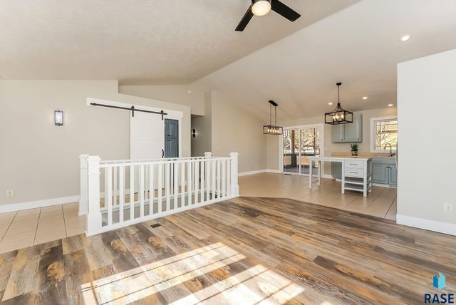 2200 E 63rd St Street, Sioux Falls, SD 57108