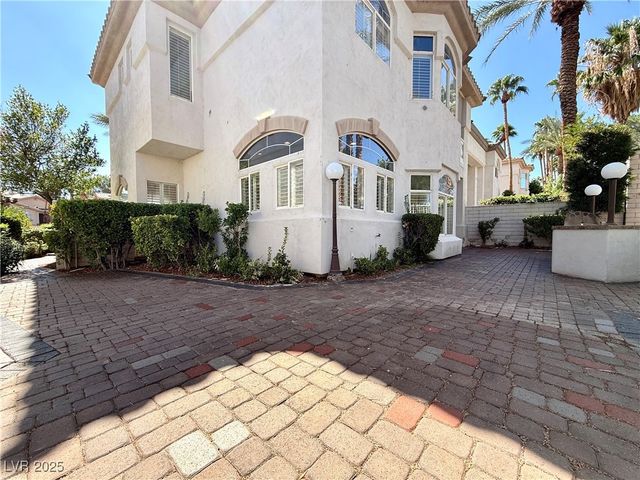 411 Indigo Springs Street, Henderson, NV 89014