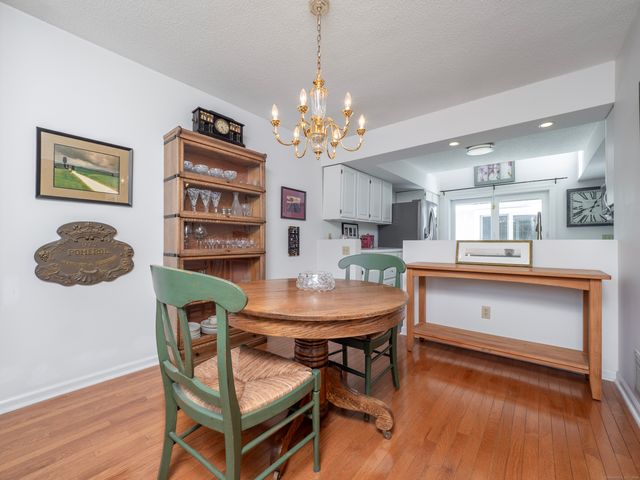 26 Wilton Crest 26, Wilton, CT 06897