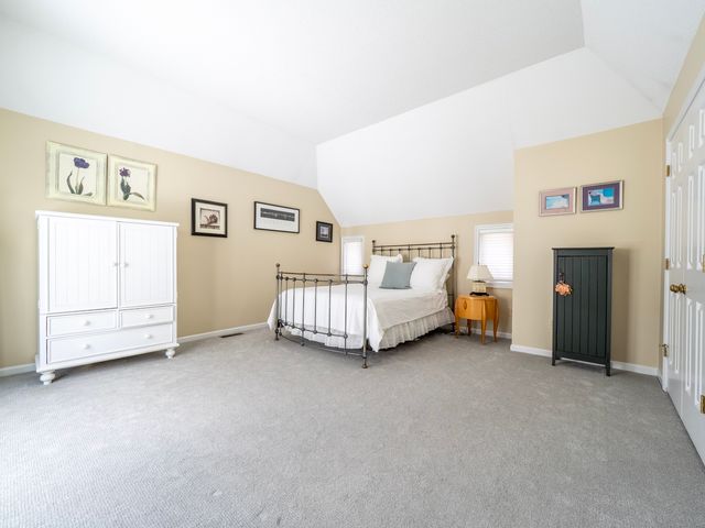 26 Wilton Crest 26, Wilton, CT 06897