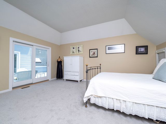 26 Wilton Crest 26, Wilton, CT 06897