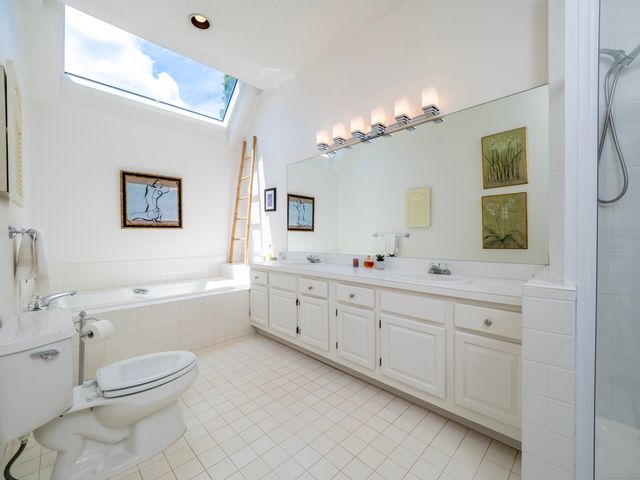 26 Wilton Crest 26, Wilton, CT 06897