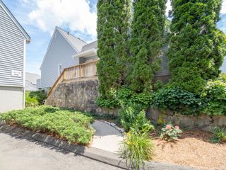 26 Wilton Crest 26, Wilton, CT 06897