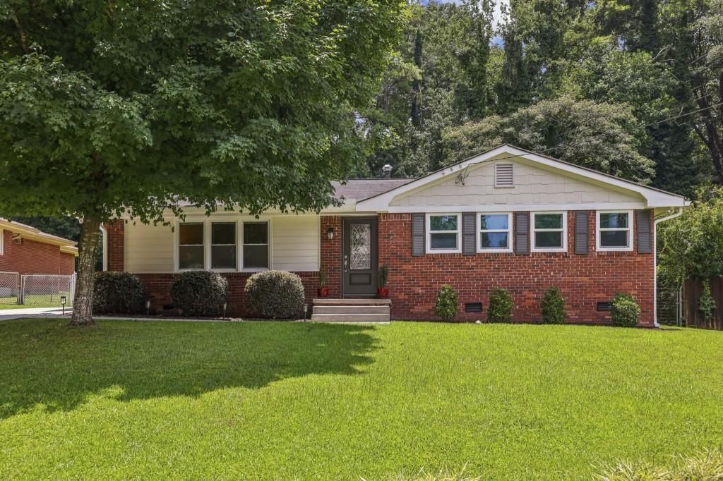 Image 1 of property listing at 2361 Burch Circle NE, Brookhaven, GA 30319