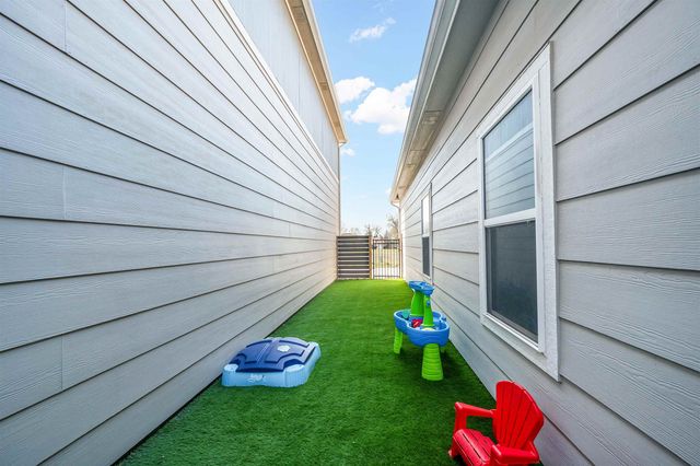 415 E Park Pl, Andover, KS 67002