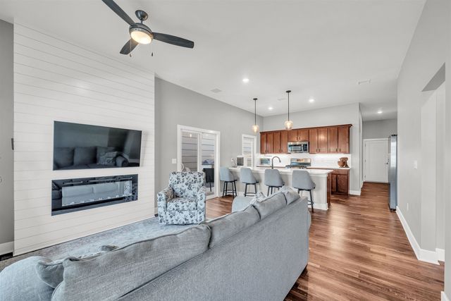 415 E Park Pl, Andover, KS 67002