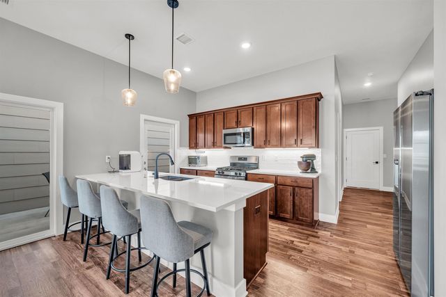 415 E Park Pl, Andover, KS 67002