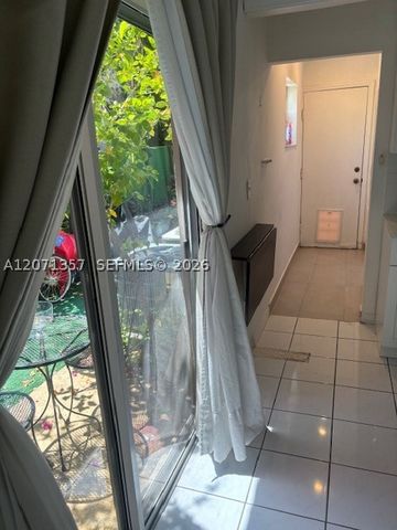 9329 SW 154th Ct, Miami, FL 33196
