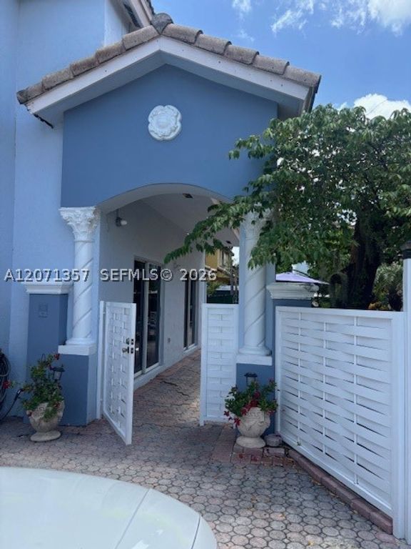 9329 SW 154th Ct, Miami, FL 33196
