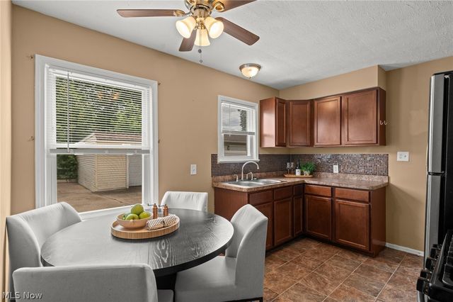 12908 York Boulevard, Garfield Heights, OH 44125
