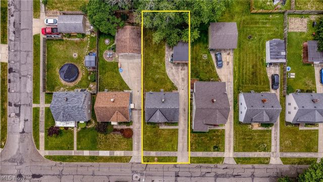 12908 York Boulevard, Garfield Heights, OH 44125