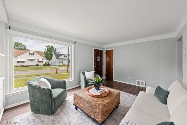 12908 York Boulevard, Garfield Heights, OH 44125