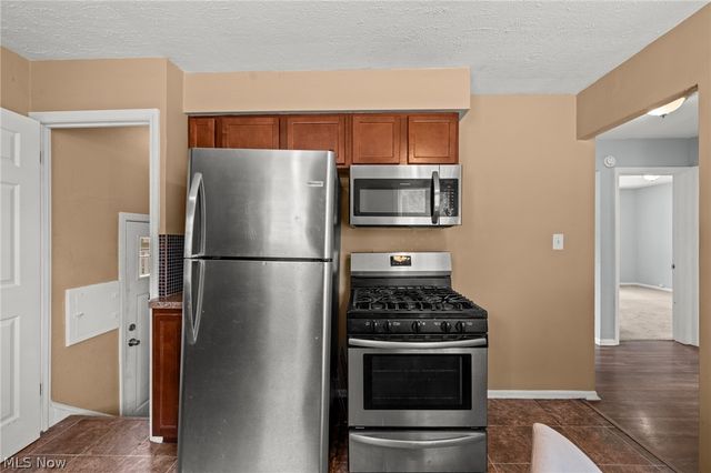 12908 York Boulevard, Garfield Heights, OH 44125